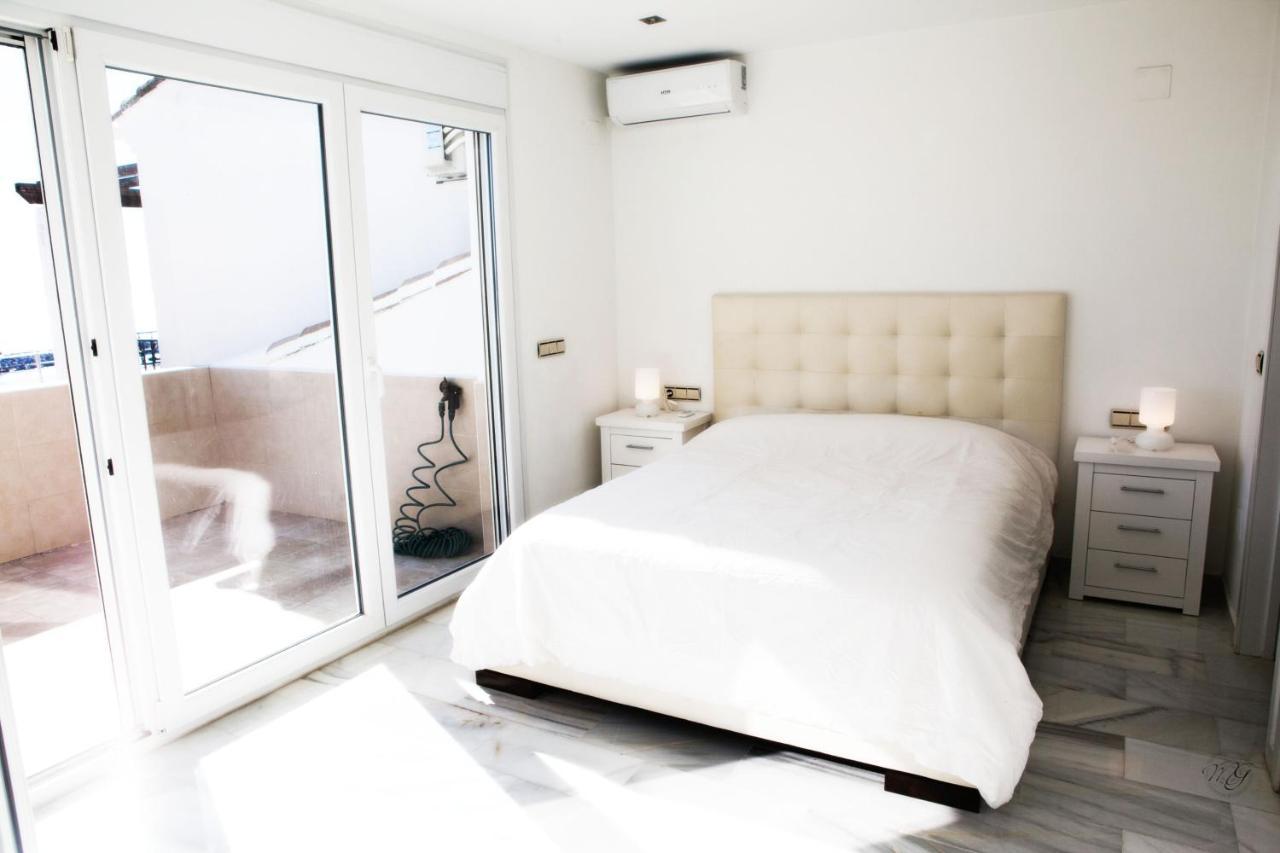 マルベーリャLuxury Puerto Banus Penthouse With Parking & Wi-Fiアパートメント エクステリア 写真