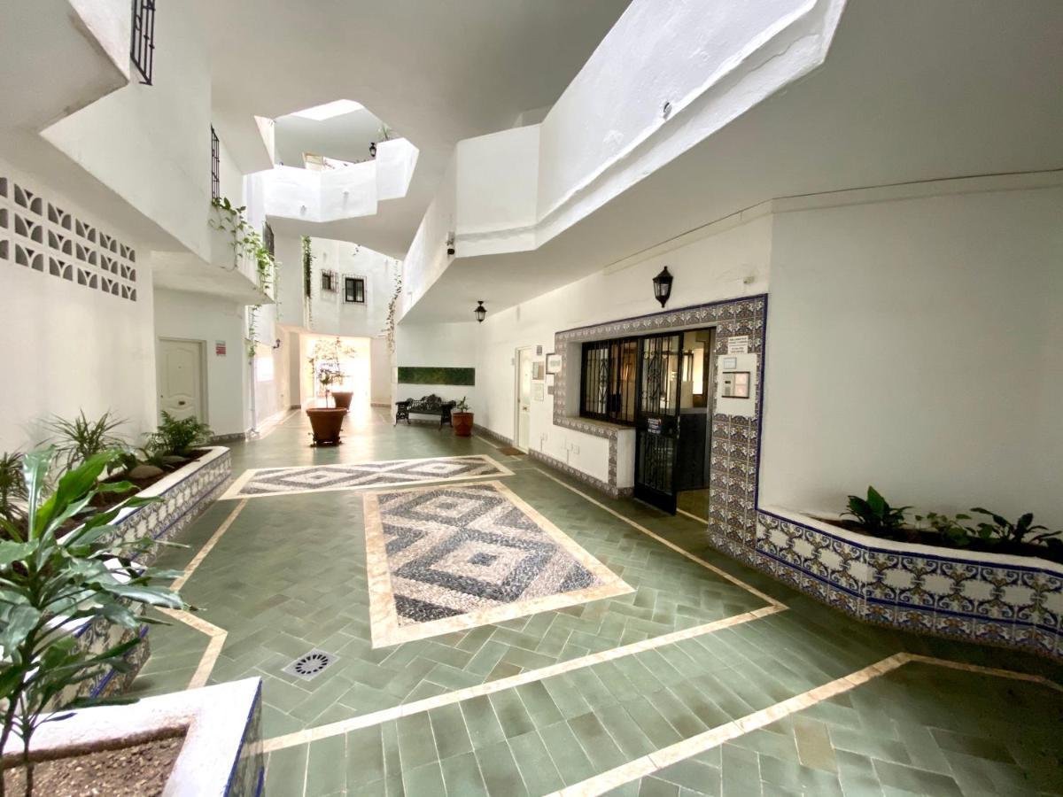 マルベーリャLuxury Puerto Banus Penthouse With Parking & Wi-Fiアパートメント エクステリア 写真