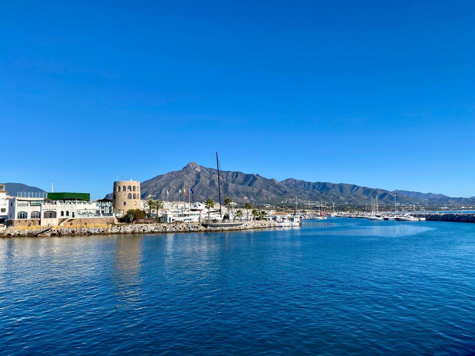 マルベーリャLuxury Puerto Banus Penthouse With Parking & Wi-Fiアパートメント エクステリア 写真